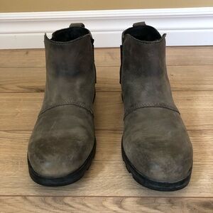 Women’s SOREL Emelie Quarry Black Chelsea boots size 7.5